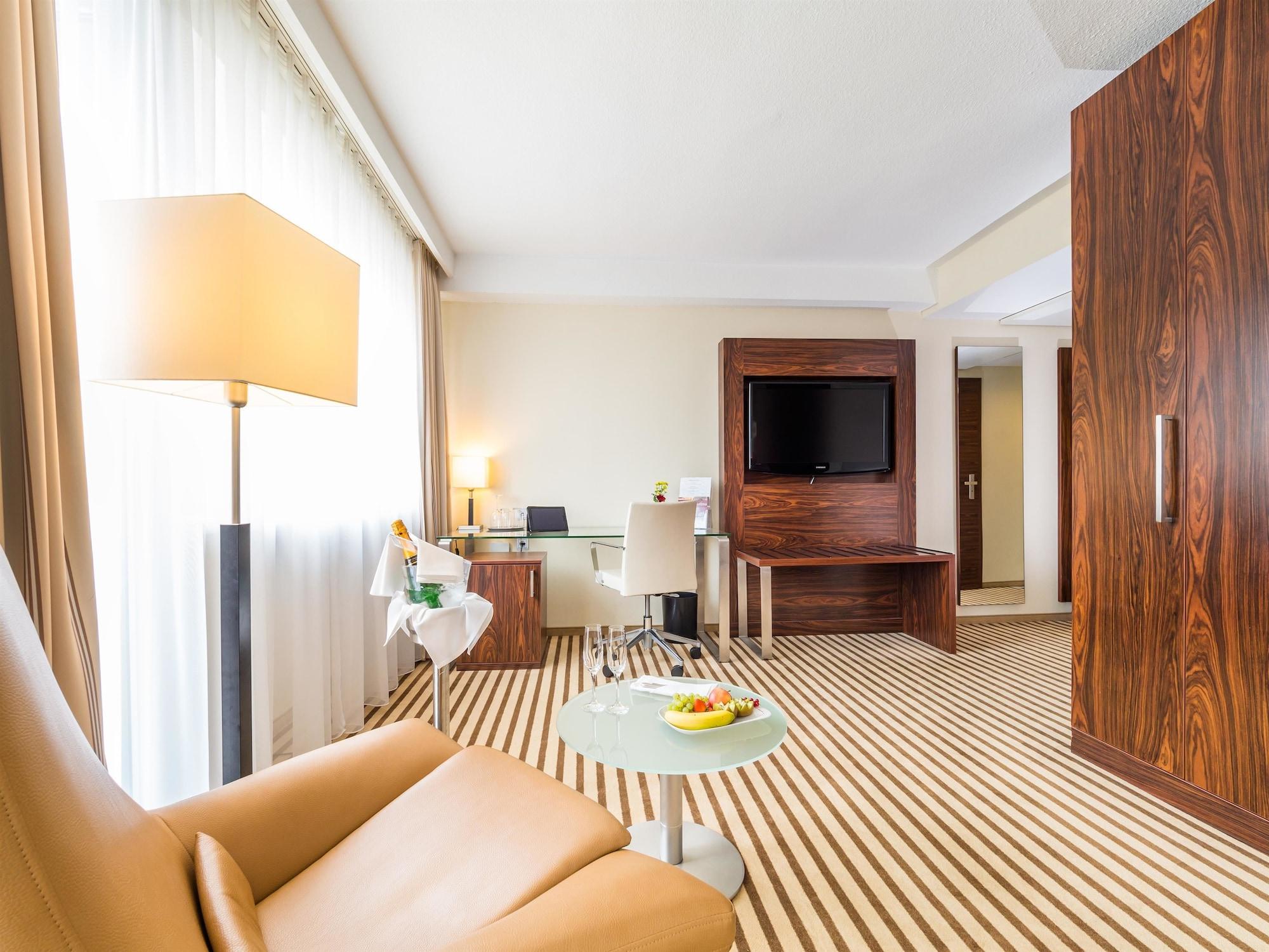 Hotel An Der Oper 4*